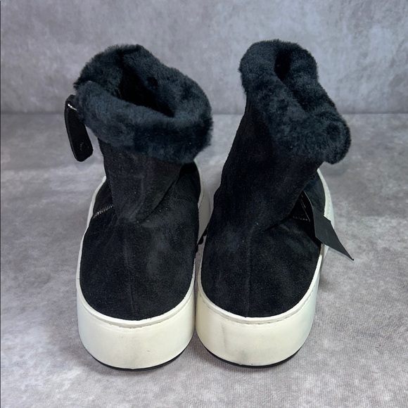 NWT Aquatalia Women US 9m Black Suede Ankle Boots Style 456879 Fur Cuff Leather - Picture 3 of 14